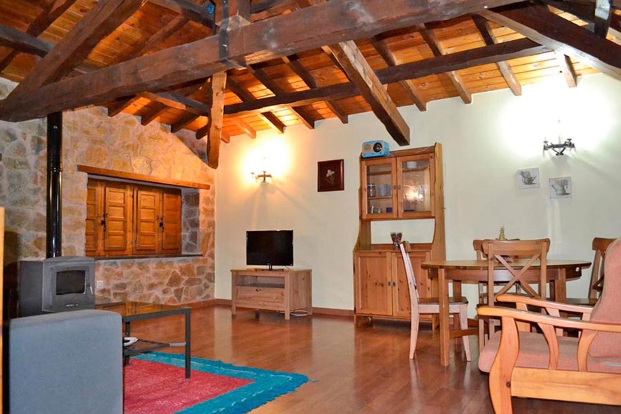 Pedrazales Rural Guest House Bagian luar foto