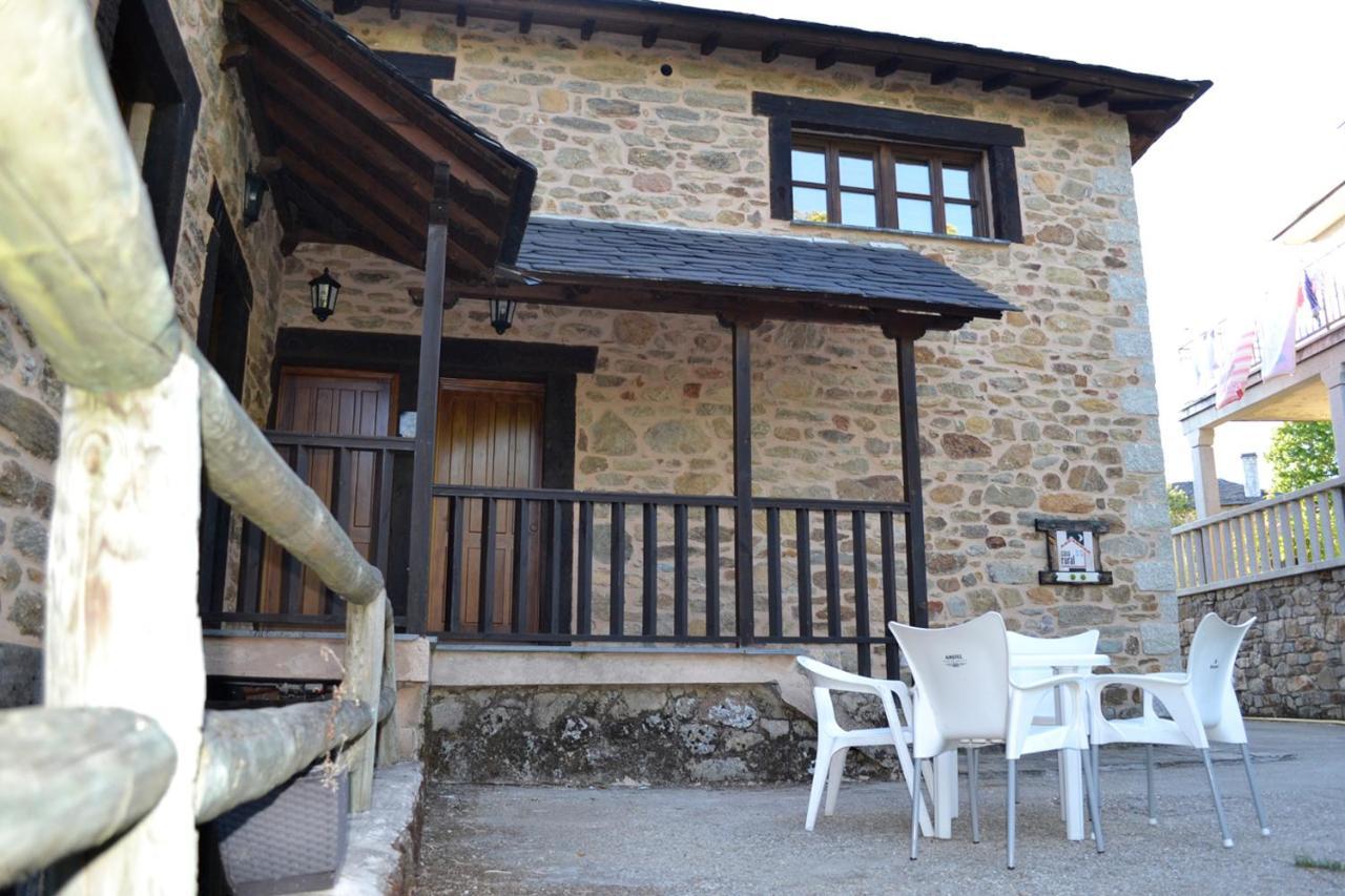 Pedrazales Rural Guest House Bagian luar foto